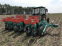 北大荒眾榮2BMZ-6Q牽引免耕精密指夾式播種機