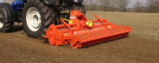 动力驱动耙